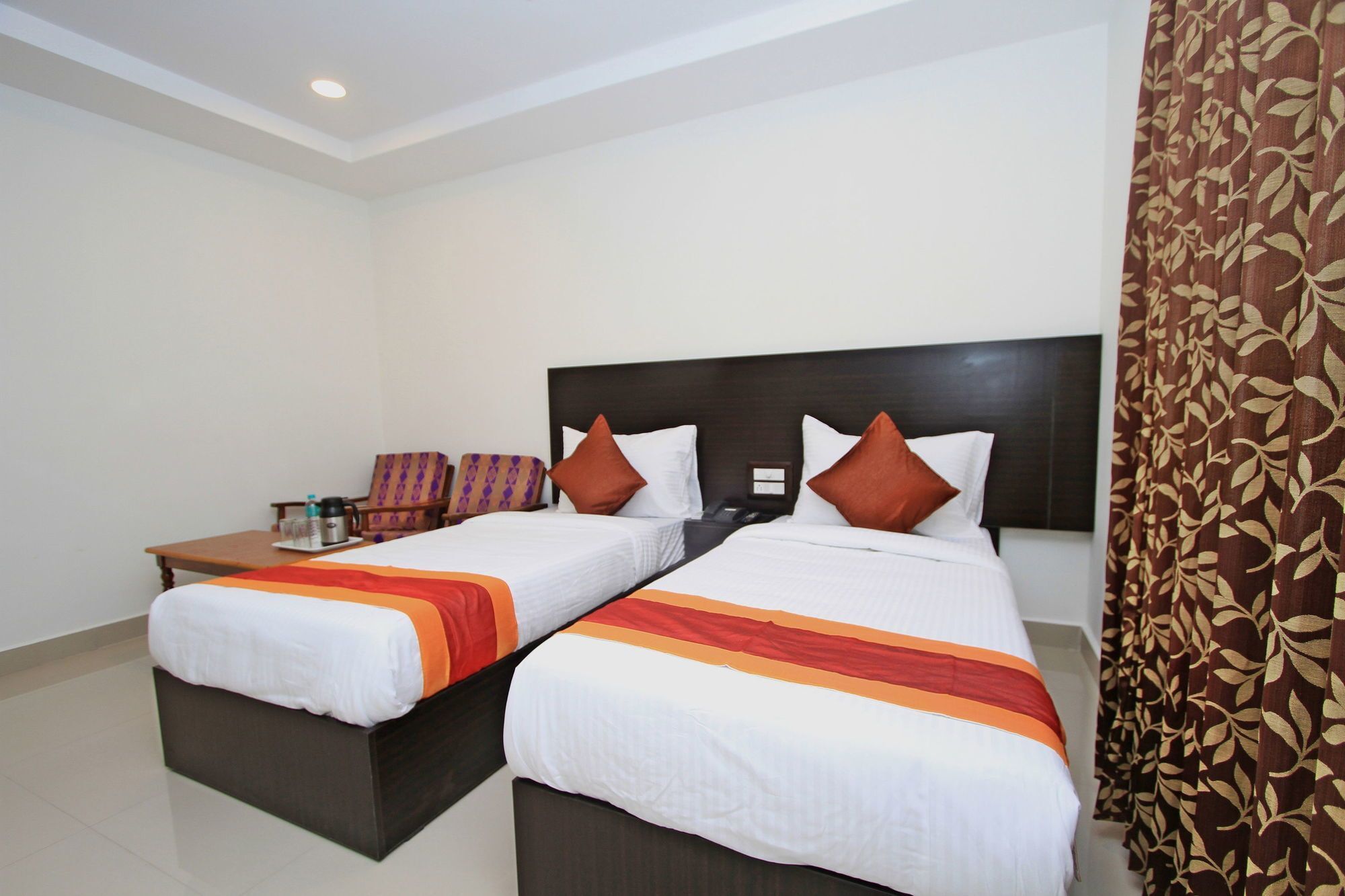 Oyo 4733 Champion Residency Hotel Bangalore Bagian luar foto